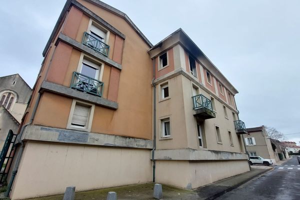 L'incendie qui a touché le 2e étage de ce foyer de Armée du Salut à Mazamet (Tarn)