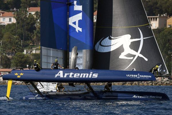 Vainqueurs de la coupe de l'America : les Suédois, bateau Artemis