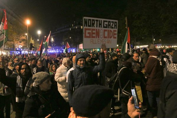 Les manifestants se sont rassemblés place de la République, à Paris.