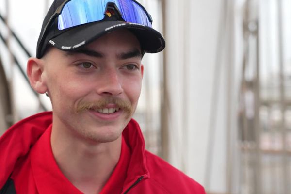 Nathan Lenormand a pris la mer ce 27 avril en compagnie de la flamme olympique à bord du Belem.