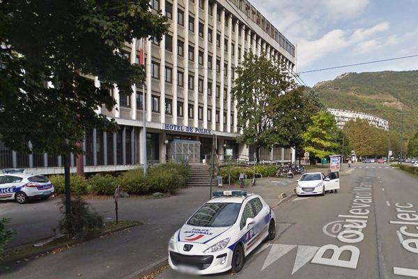 L'hôtel de police boulevard Maréchal Leclerc, à Grenoble.