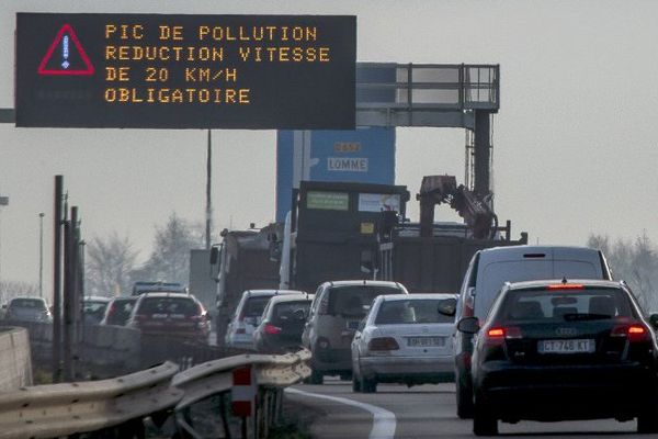 Lors du précédent pic de pollution, le 7 décembre, la vitesse maximale autorisée avait déjà été baissée de 20 km/h.