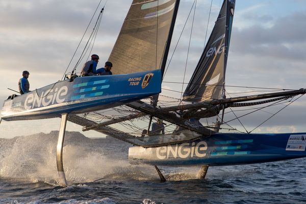 Ces catamarans peuvent décoller à 1,5 mètre au-dessus de l'eau.