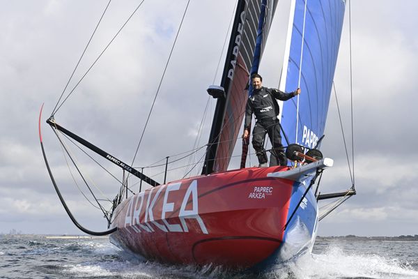 Yoann Richomme, à bord de Paprec Arkea, le skipper basé à Lorient s’affiche en leader déterminé dans ce début de Vendée Globe