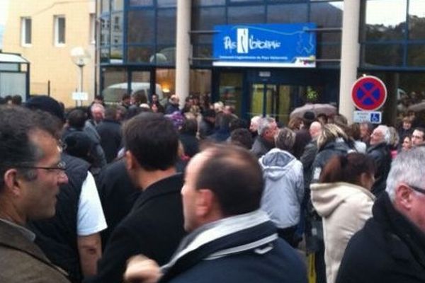 Manifestation à Voiron contre la hausse de Cotisation Foncière des Entreprises