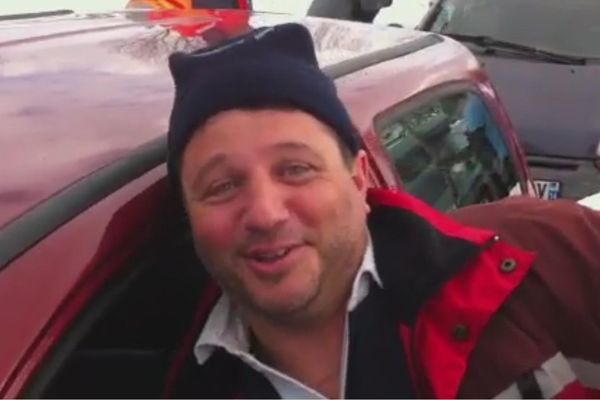 Patrick récupère sa voiture bloquée depuis lundi