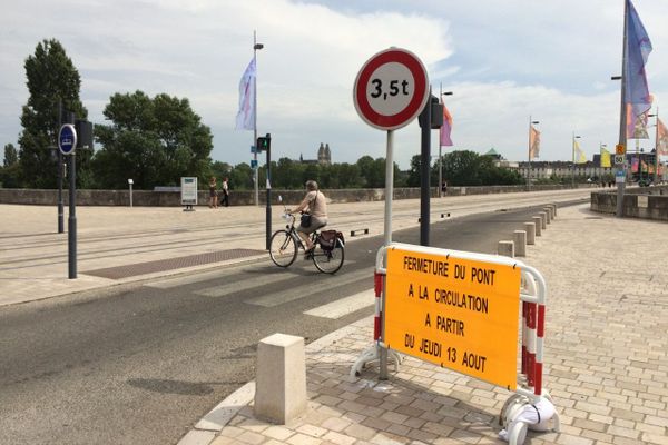 L'unique voie de circulation (Nord-Sud) laissera place à une voie cyclable bi-directionnelle