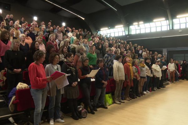 Les répétitions du spectacle "500 voix pour Queen" avaient lieu dimanche 28 janvier à Ploemeur.