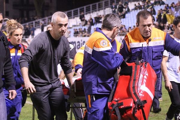 Bayonne, le 22/12/2012, le troisieme ligne de l'Aviron est victime d'un malaise cardiaque