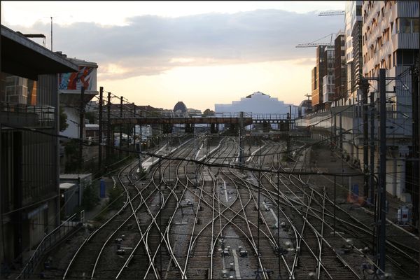 La gare d’Austerlitz reçoit aujourd’hui 24 millions de passagers par an.