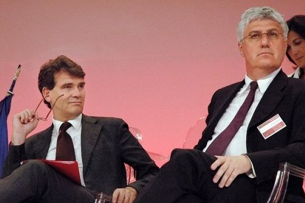 Les députés socialistes Arnaud Montebourg et Philippe Martin participent, le 23 juin 2008 au Grand Rex à Paris, à "l'assemblée générale des parlementaires socialites, radicaux, citoyens".