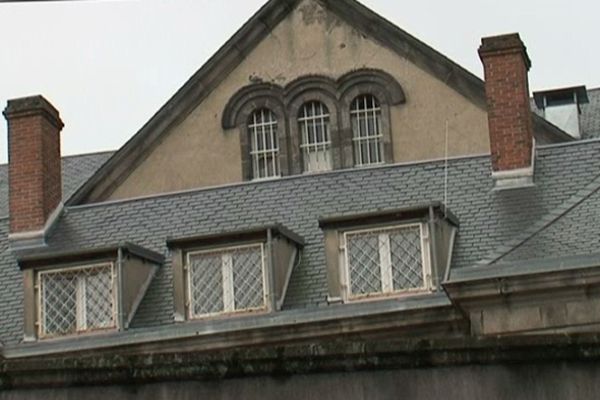 Le professeur de mathématiques a été placé en détention à la maison d'arrêt de Limoges.