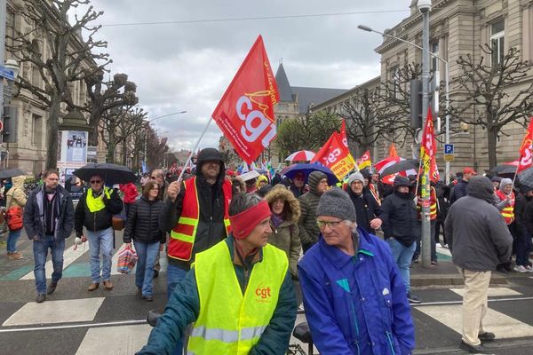 À Strasbourg, la manifestation s'est élancée dès 14h avenue de la Liberté.