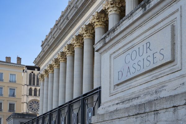 Cour d'assises de Lyon.