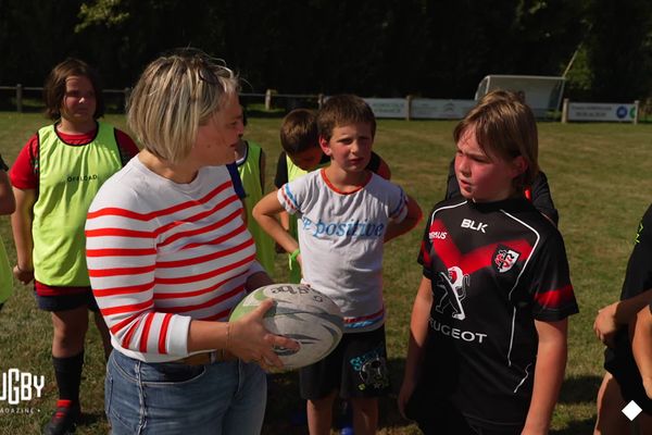 Dans Rugby Magazine, Patricia Périn nous emmène cette semaine à Aubusson dans la Creuse.