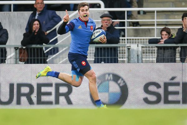 Damien Penaud lors du tournoi des six Nations lors du match de la France contre l'Angleterre à Pau  le 18 mars 2016.