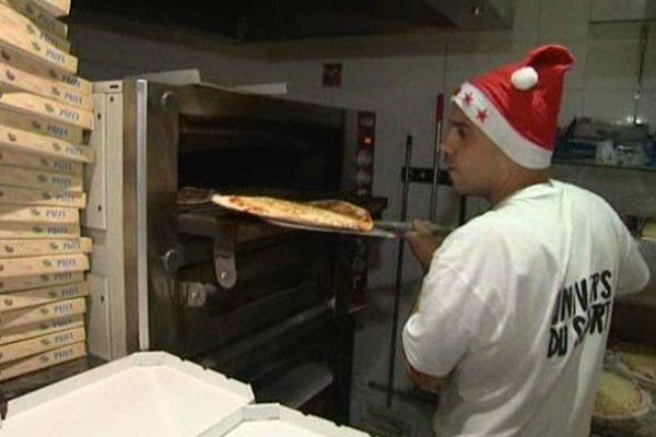 Des dizaines de pizzas pour les sans abris de Nice.