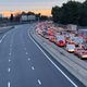 Gros bouchons aux entrées de Montpellier, ce mardi 10 décembre, à cause d'un mouvement de chauffeurs de VTC: l'A 709 est bloquée dans les deux sens.