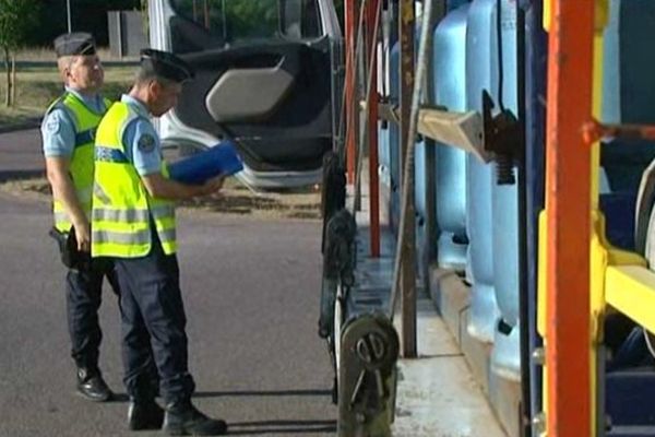 Contrôle contre les vols de métaux à Théding (Moselle), le 24 juin 2014