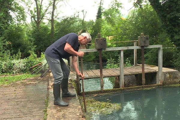 Pour Jean-Marie Balandier, les premières explications sur les causes de la pollution de l'eau ne sont pas suffisantes. 