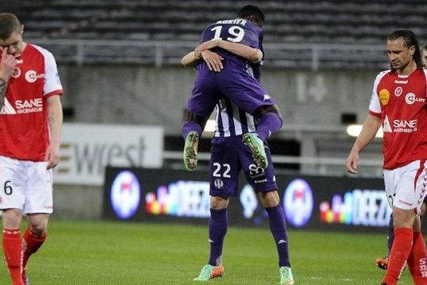 Toulouse s'impose face à Reims à domicile