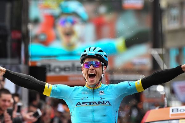 Le Danois Jakob Fuglsang (Astana) a imposé sa force, dimanche, dans Liège-Bastogne-Liège, la Doyenne des classiques cyclistes.