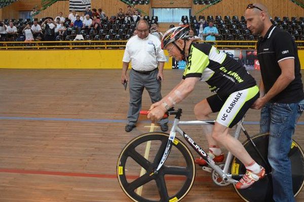 Bordeaux, Raymond Hamon, a battu le record du monde de l'heure sur piste. Mais celui des plus de 80 ans 