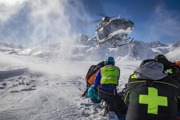 Illustration. En tout 14 personnes de la gendarmerie nationale partent au Népal, ce vendredi 5 novembre, pour participer aux recherches de trois alpinistes français disparus.