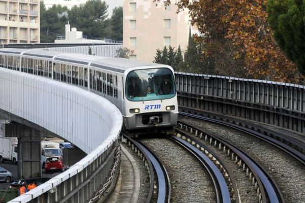 Une rame du métro marseillais.