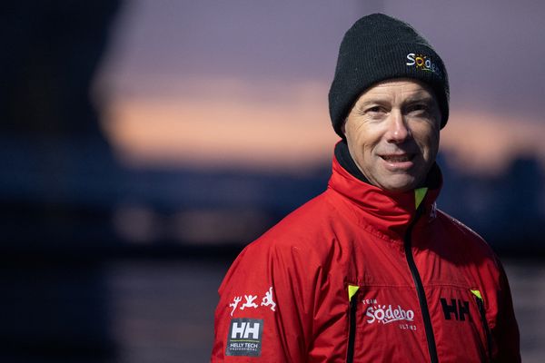 Thomas Coville a franchi l'Equateur avec 15 h d'avance sur le temps de réference du Trophée Jules Verne.