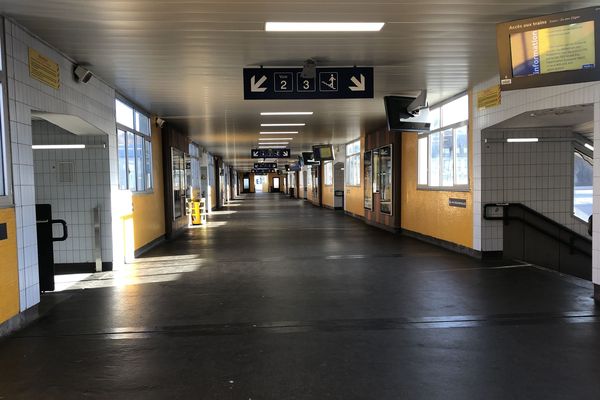 Le 10/12/19, Ambiance 5 ème jours de grève dans la gare centrale de Mulhouse. 