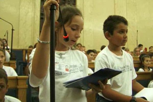 Le "Parlement des enfants" de l'Hérault à l'Assemblée nationale à Paris - 12 juin 2015