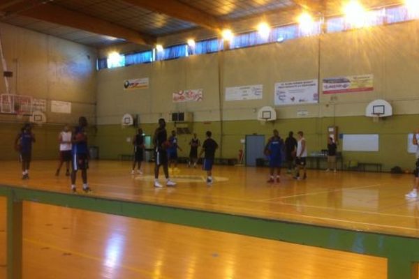 Les basketteurs de la JDA reprenaient l'entraînement ce matin salle Epirey à Dijon