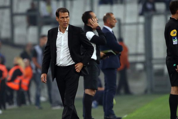 Rudi Garcia quitte l'OM sur une ultime victoire au Vélodrome face à Montpellier .