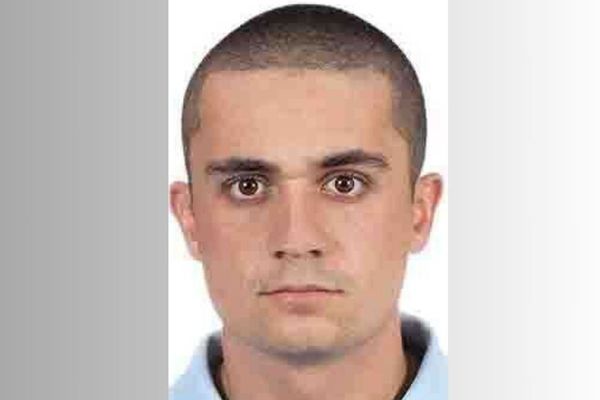 Nicolas Molinari avait 22 ans et était sous-officier de l'escadron de gendarmerie mobile de Melun