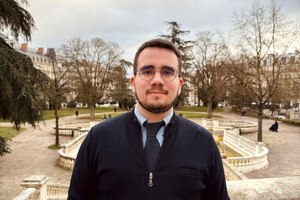 Arrivé il y a un an en France, Rafael Silva est Portugais et dénonce des propos racistes et homophobes au sein d'APRR