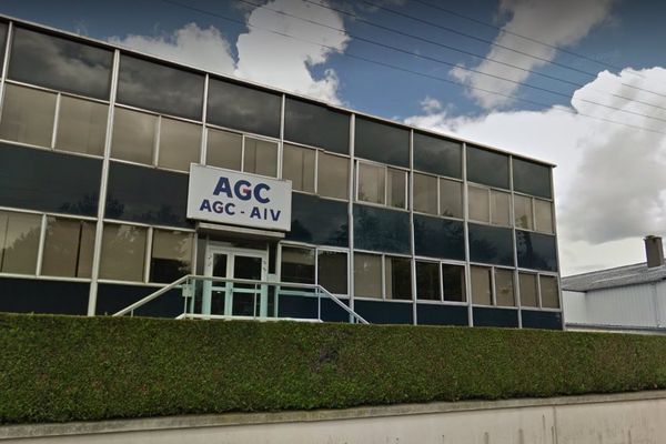 L'usine AIV avait été rachetée en 1988 par AGC, leader belgo-japonais du secteur.