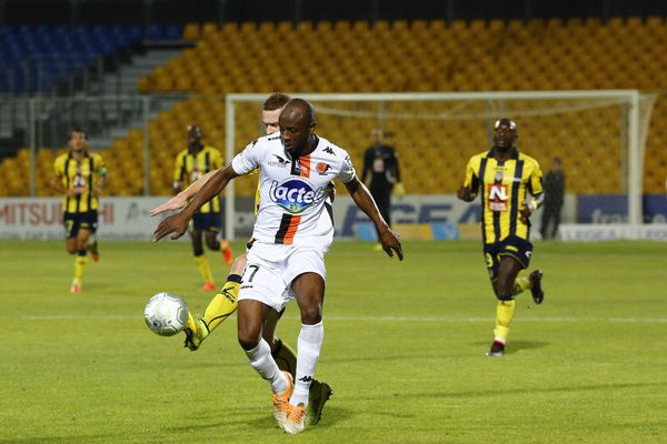 Lors du match entre Arles et Laval le 23 septembre 2014