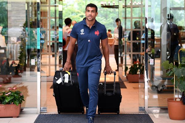 Wesley Fofana alors qu'il quittait son hôtel à Fujiyoshida le 18 septembre 2019, avant l'ouverture de la Coupe du monde de rugby. 