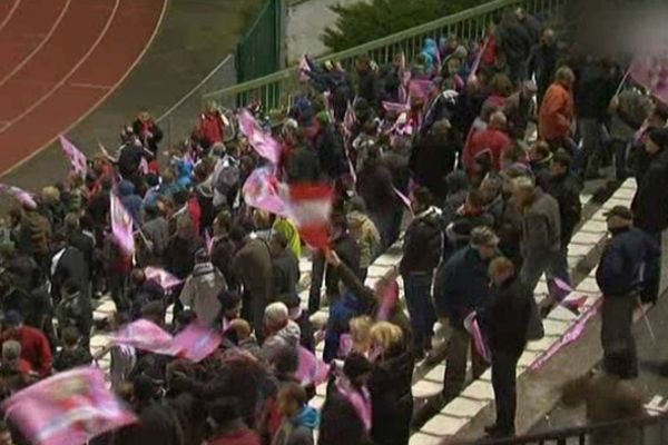 Les supporters d'ETG font la grève des chants et des encouragements