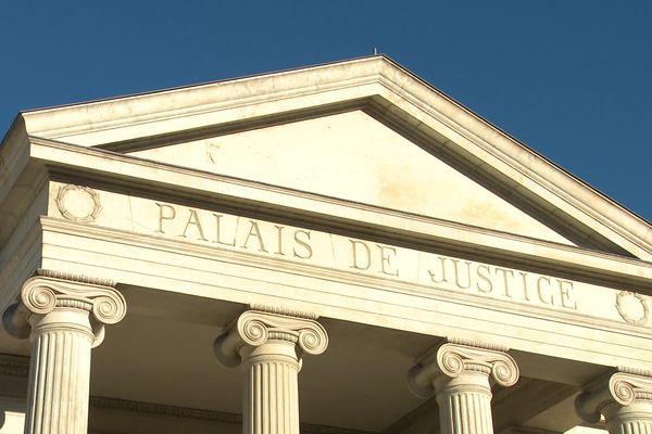 Le procès se déroule au Palais de Justice de Périgueux