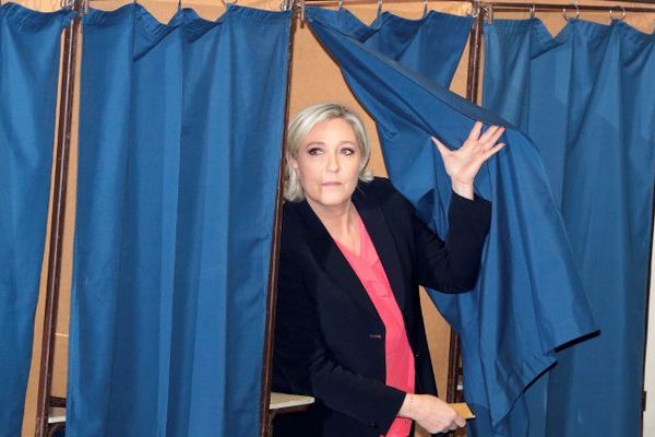 Marine Le Pen a voté vers 11h.