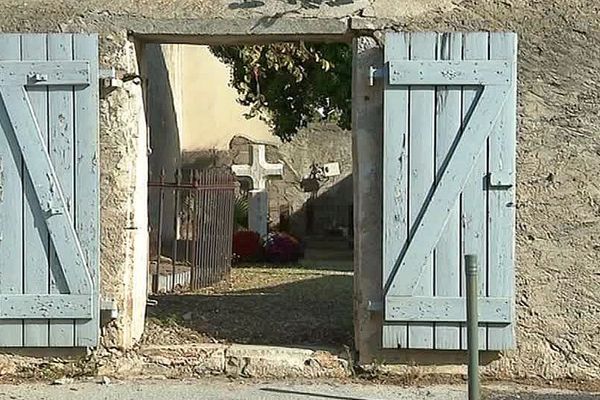 Sète (Hérault) - le cimetière Saint-Joseph dans le quartier du Barrou - 1er novembre 2017.