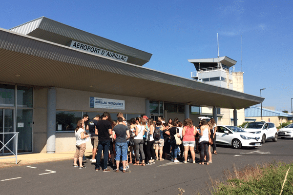 Des moyens importants ont été déployés, mardi 20 juin, à Aurillac dans le cadre d’un exercice grandeur nature. Une simulation d’attaque terroriste à l’aéroport qui a mobilisé les forces de l’ordre. 