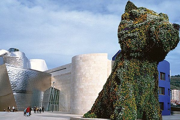 "Puppy" de Jeff Koons est devenu l'emblème culturel de la ville