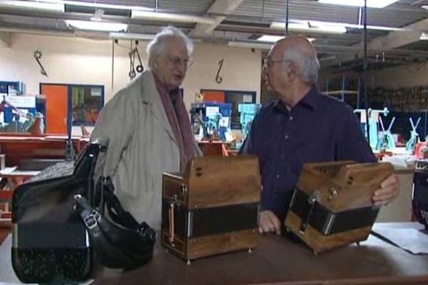 Bertrand Tavernier a visité les ateliers Maugein.