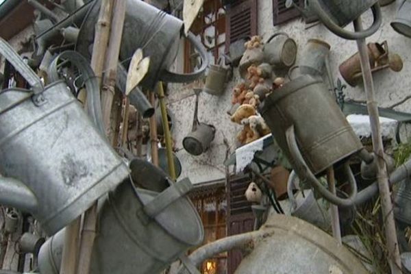 Impossible de ne pas s'arrêter devant cette maison de Rougemont-le-Château (90)