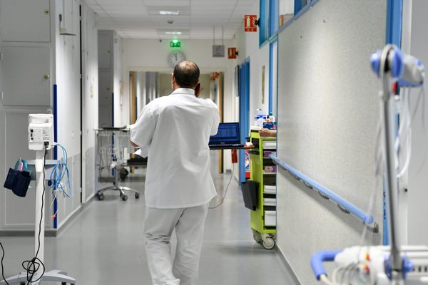 Les étudiants en sixième année de médecine ont connu une réforme du concours d'entrée à l'internat pour l'année universitaire 2023-2024.