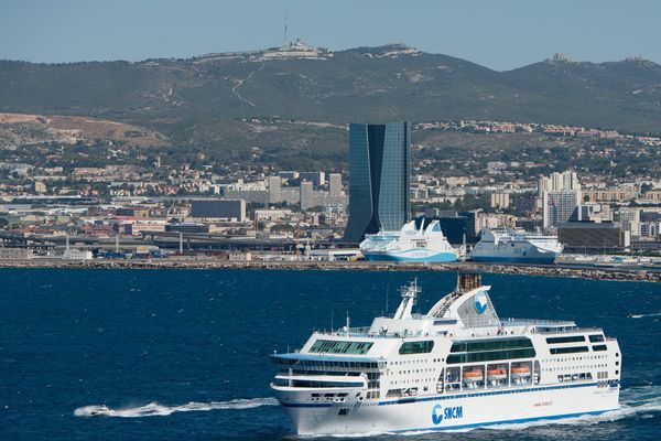 Cette défection intervient à quelques jours de l'audience de la SNCM devant le tribunal de commerce de Marseille.