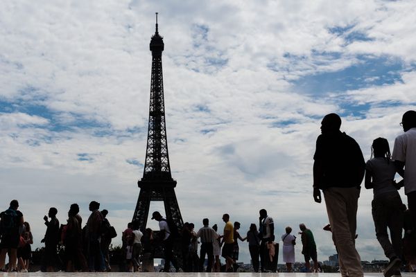 Image d'illustration. La tour Eiffel est fermée en raison des conditions météo